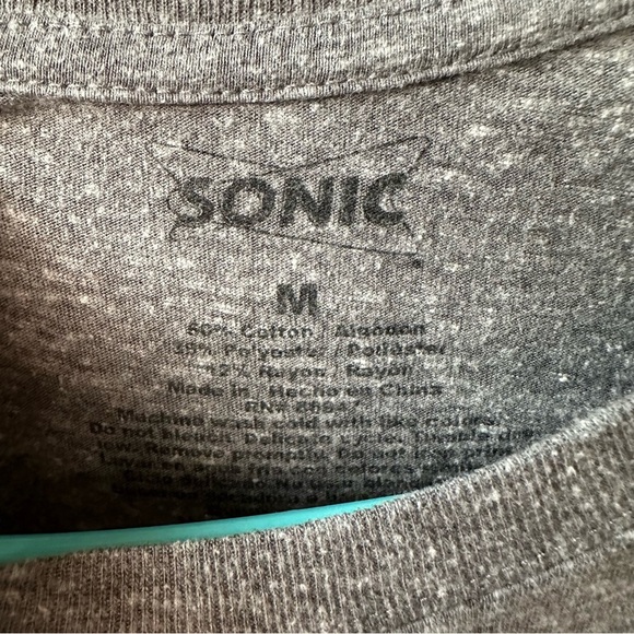 Sonic Americas Drive Thru Fast Food Heather Gray Crew Neck Short Sleeve Tee - Picture 5 of 7